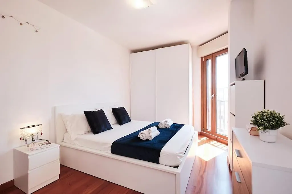 Porta Di Roma, Moderno Luminoso Con Wi-Fi E Ac Apartment Italy