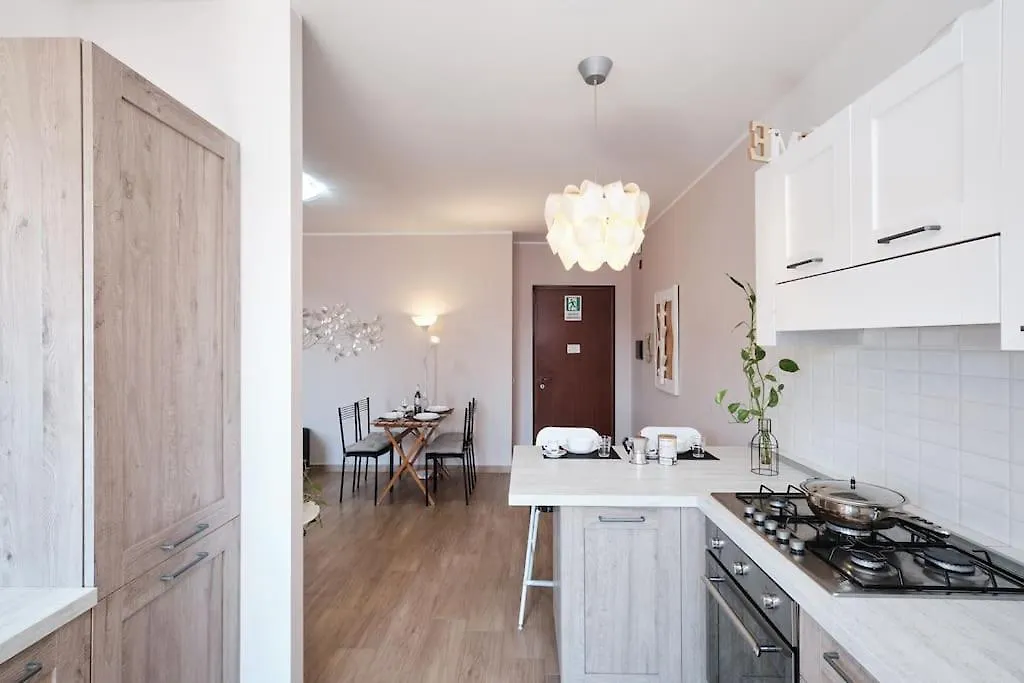 Porta Di Roma, Moderno Luminoso Con Wi-Fi E Ac Apartment Italy