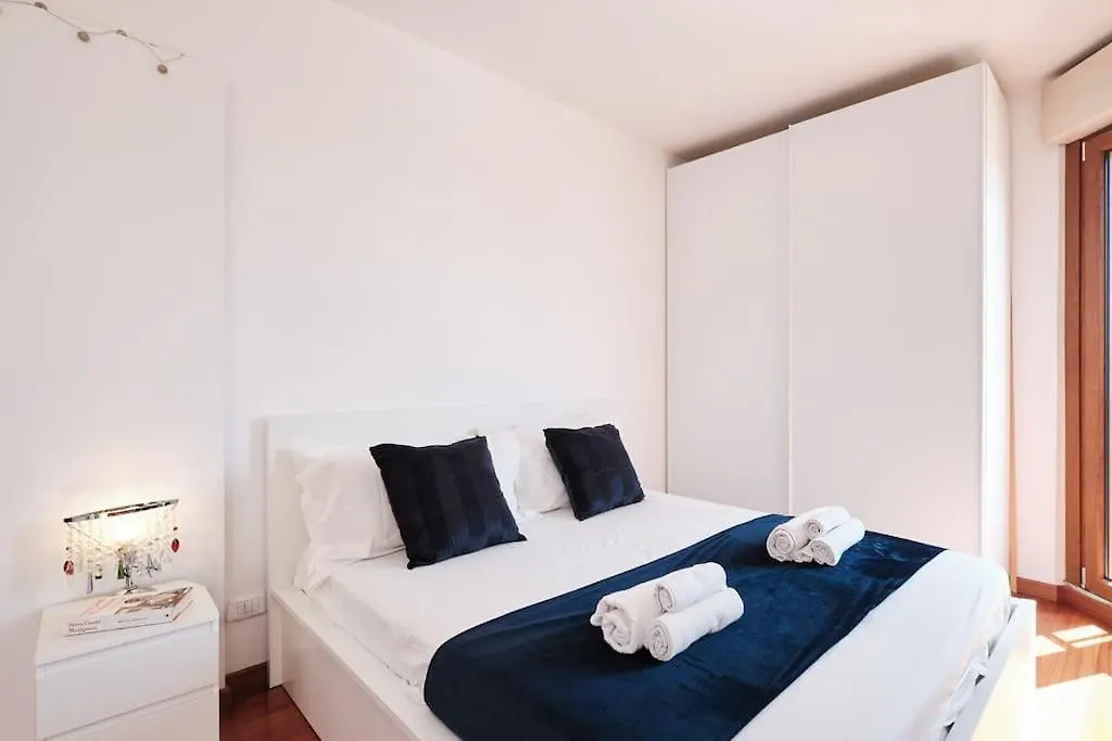 Porta Di Roma, Moderno Luminoso Con Wi-Fi E Ac Apartment