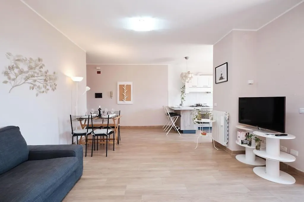 Porta Di Roma, Moderno Luminoso Con Wi-Fi E Ac Apartment